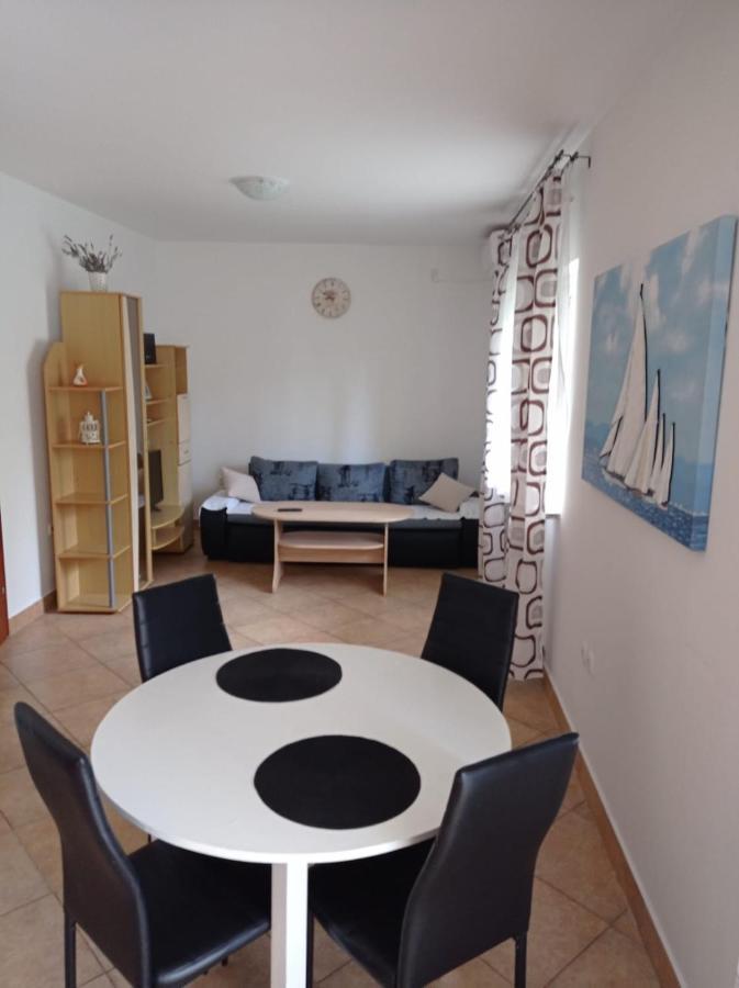 Apartment Zlatko マトゥリ エクステリア 写真